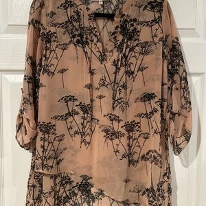 Black Rainn Black and Tan Floral Blouse